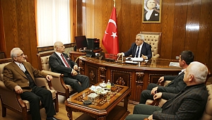 SAĞLAM VE OKUMUŞ REKTÖR SAMİ ÖZGÜL'Ü ZİYARET ETTİ 