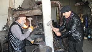 Sanayi Esnafı Paksoy’u Bağrına Bastı 
