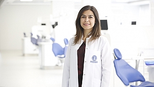 Tam Dişsiz Hastalara Sağlıklı Çözüm! 