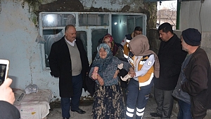  YAŞLI KADININ BOĞAZINI SIKIP EVİNDE GASP ETTİLER 