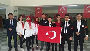 İstiklal Marşı'nın Kabulünün 98. Yıldönümü İçin Bir Program Düzenledi 