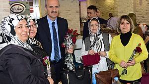 Kadınlar, Toplumumuzun Temel Taşını Oluşturan En Değerli Varlıklardır 