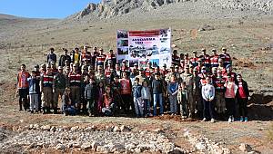 Şehitler Ormanına 800 Fidan Daha 