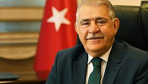 Yaşlılarımızı Ziyaret Edip, Dualarını Alalım 