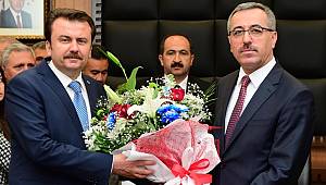 Erkoç Görevi Başkan Güngör'e Devretti..