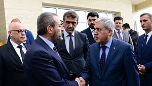 Mahir Ünal'dan Üniversiteli Taekwondo'culara Moral... 