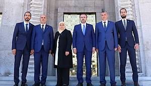  İstiklal Üniversitesi'nin Temellerinin Güçlü Atılması Gerekiyor 