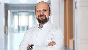 Yastık altında cep telefonuyla uyunmamalı 
