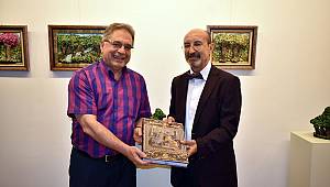 Gelecekten umutlu, hayal Edebilen İyi Niyetli Öncü İnsanlara İhtiyaç Vardır, Onlar sanatçılardır 