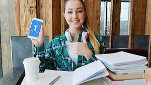 Öğrenciler Sınavlara Dershaneyle Değil Telefonla Hazırlanıyor 