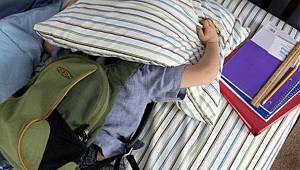 Okul reddi fobiye dönüşebiliyor! 