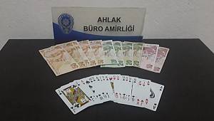 Pokercilere Polis Baskını 