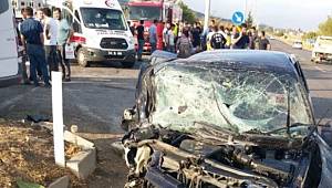 Okul servisi ile otomobil çarpıştı: 1 bebek öldü, 16 kişi yaralandı 