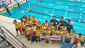 SANKO’lu Yüzücüler Cumhuriyet İçin Kulaç Attı 