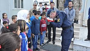 Suriyeli öğrencilerden 