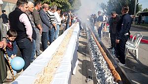46 metrelik kebap saniyeler içinde tükendi 