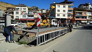 Büyükşehir’den Çağlayancerit’e Köprü 