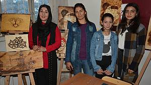 Elbistan'da kadınlar ahşap yakma sanatını öğreniyor 