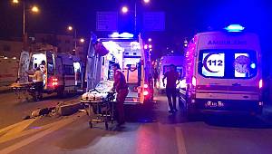 Fabrika Servis Minibüsü Direğe Çarptı: 10 Yaralı 