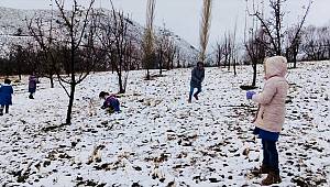 Kahramanmaraş'ta mevsimin ilk kar yağışı gerçekleşti 