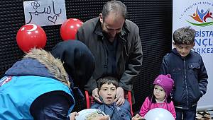 Kahramanmaraş'ta Suriyeli engelli çocuğa doğum günü sürprizi 