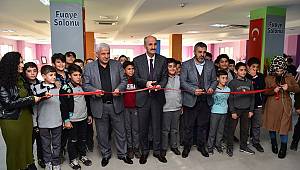 Öğrencilerin Resim Sergisi Dulkadiroğlu Gençlik Merkezi’nde Sergileniyor 