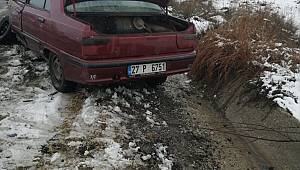 Kahramanmaraş'ta iki otomobil ve kamyonetin karıştığı kazada 7 kişi yaralandı 