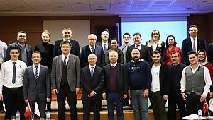 “Bilginin Çok Hızlı Üretildiği ve Tüketildiği Günümüzde, Üniversitelerin En Önemli Görevlerinden Biri de Gençlere Bilgiyi Üretmeyi Öğretmek Olmalı” 