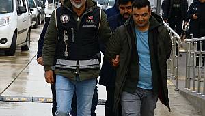 FETÖ şüphelisi Ukrayna'ya kaçmak isterken havalimanında yakalandı 