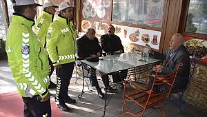 Kahramanmaraş'ta trafik polislerinden sahada eğitim 
