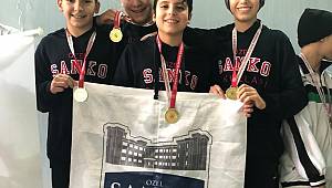 SANKO Okulları Yüzmede 59 Madalya ve 2 Kupa Kazandı 