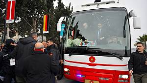 Başkan Erdoğan Halkı selamladı 