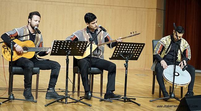Türkü Gecesine Maraşlı Şairler Damga Vurdu