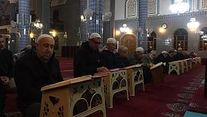 Camilerde Mehmetçik için dua edildi 