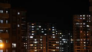 Sağlık çalışanlarına alkışlı destek sürüyor 