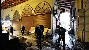 Tarihi Çarşılar Dezenfekte Edildi 