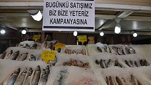 Balıkçı bir günlük kazancını Milli Dayanışma Kampanyası'na bağışladı 