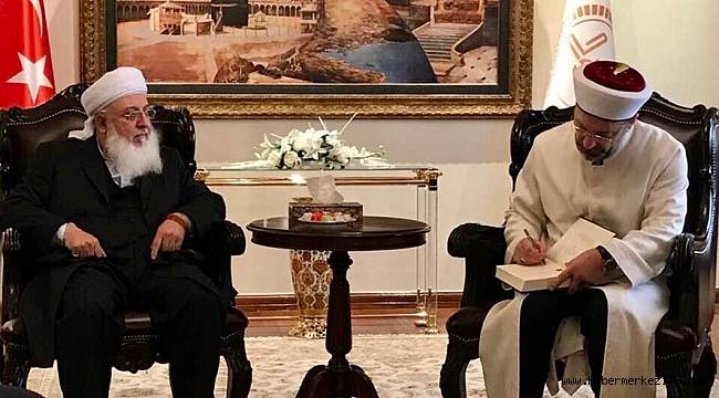 Diyanet İşleri Başkanımız Yalnız Değildir