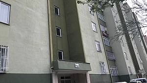 Kahramanmaraş'ta apartmanın 4. katından düşen çocuk ağır yaralandı 