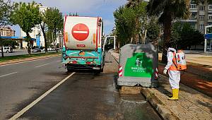 Onikişubat Belediyesi, çöp konteynerlerini dezenfekte ediyor 