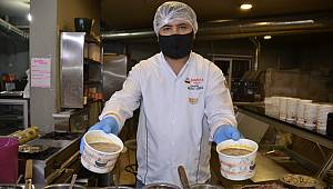 Sokağa çıkma kısıtlaması öncesi paçacılarda yoğunluk oluştu 