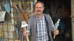 Demirci ustasının Ramazan'da sıcakla imtihanı 