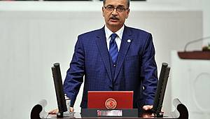 Güvenç, Kıbrıs'ta Mahsur Kalan 500 İşçiyi Ailelerine Kavuşturdu 