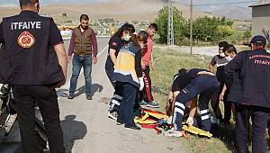 Kahramanmaraş'ta iki otomobil çarpıştı: 8 yaralı 