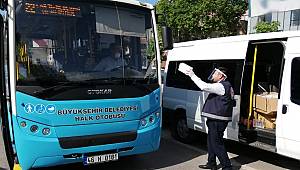 Toplu Taşıma Araçlarında Maske Dağıtımı Devam Ediyor 