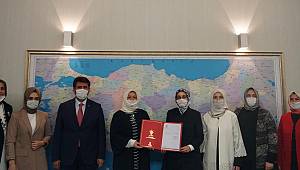 Kadın Kollarında Yeni Başkan Gül Çitil Okur Oldu 