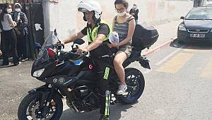 Kimliğini kaybeden öğrenci polisin yardımıyla YKS'ye yetişti 