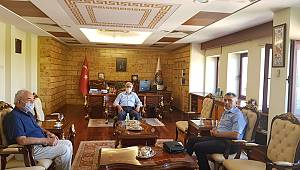 Rektör Can Vehbi Vakkasoğlu ve İşadamı Serdar Temiz’i Makamında ağırladı 