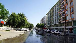 Türkoğlu’nun ana caddelerinde temizlik çalışmaları başladı 