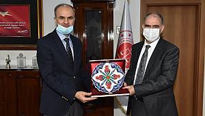 Vali Özkan Adliyeye Veda Etti 